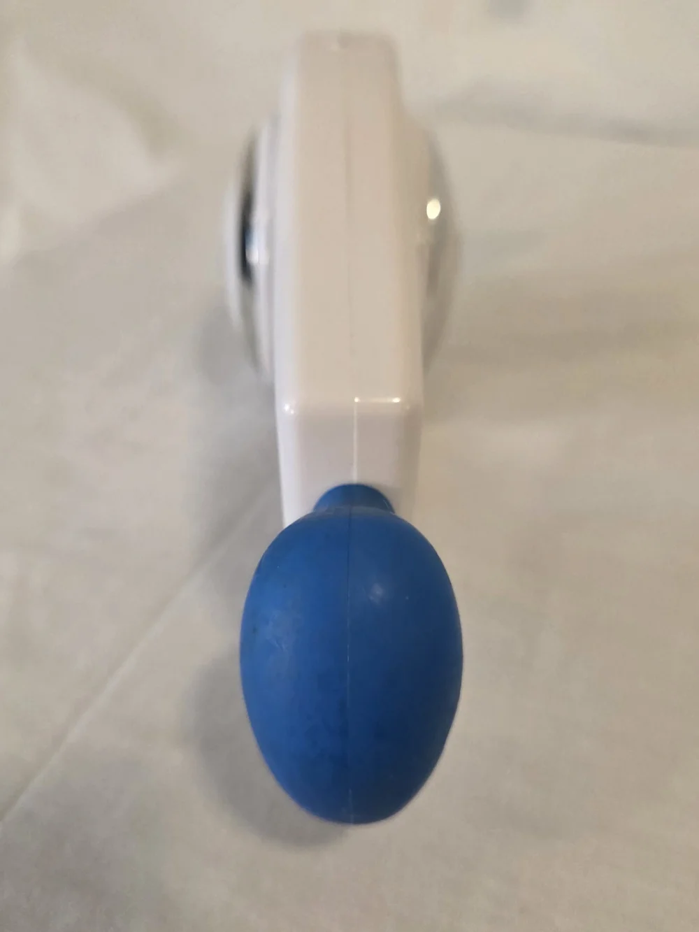 BOP IT! Talking Handheld Electronic Reflex Game White 2008 Hasbro TESTED Works